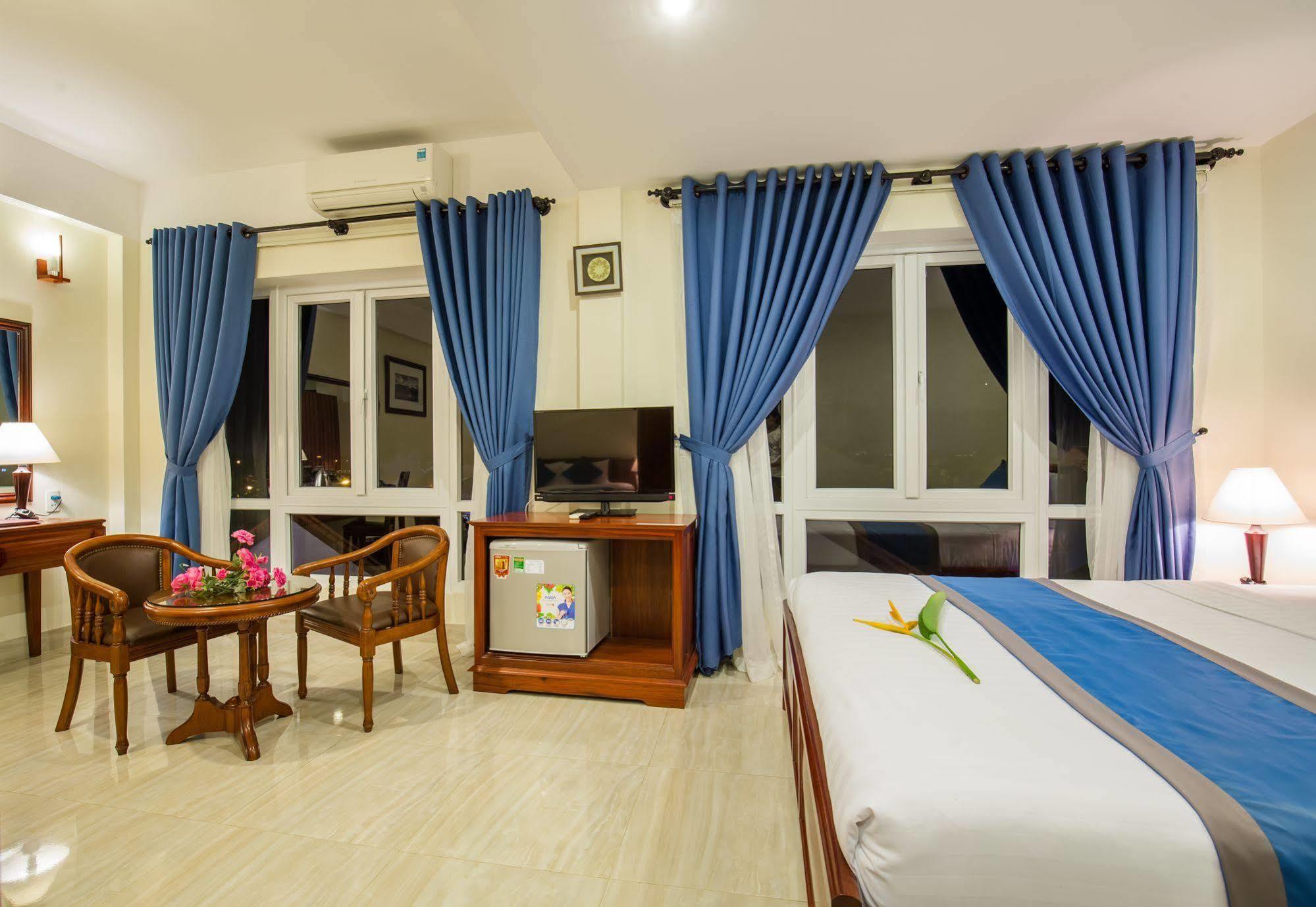 Prince Hotel Hoi An Eksteriør billede